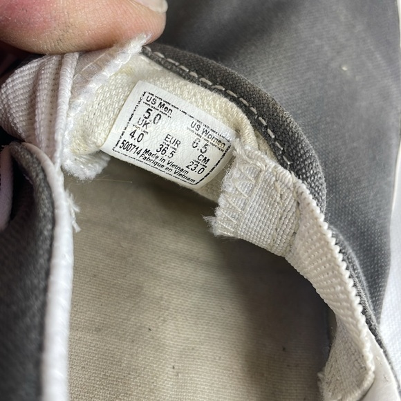 Vans Classic Grey Slip on Shoes Unisex Size M5 -W 6.5 - Picture 6 of 7